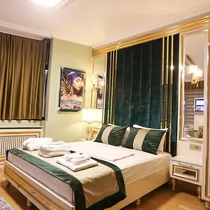 https://whitemoon-hotel-suites.istanbul-turkeyhotels.com