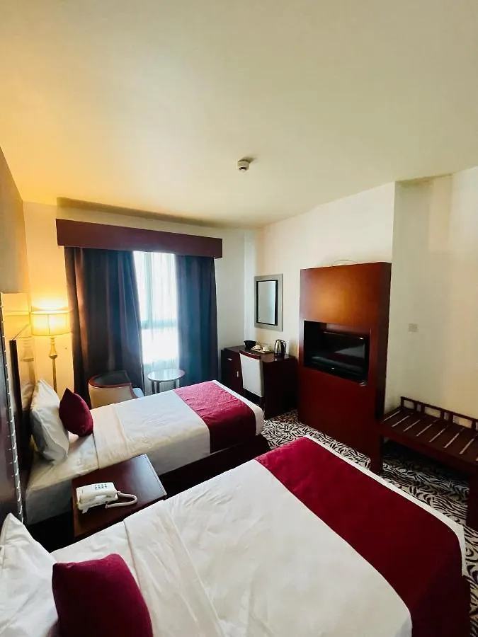 Mra Grand Hotel Dubai 2*,
